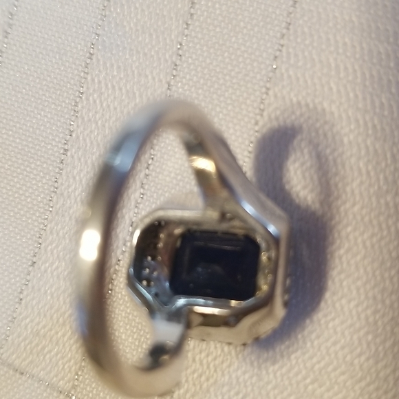 💥SAPPHIRE & WHITE TOPAZ RING Sz 6 8mm x 10mm,  4.57 Carats EUC - Picture 5 of 5